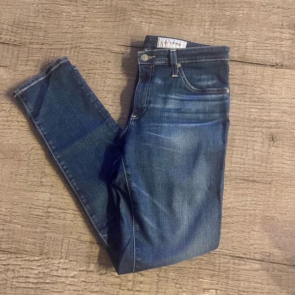 AG Prima Cigarette MidRise Jeans. - Picture 7 of 8
